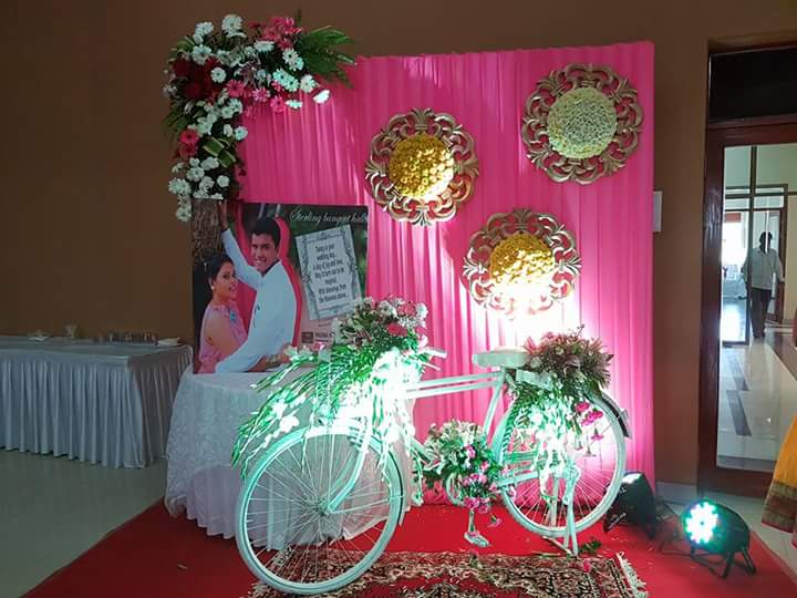 Elegant Wedding Welcome Setup