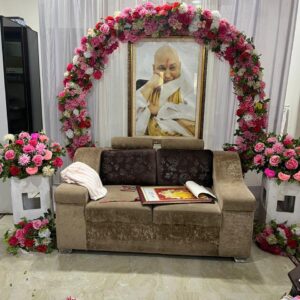 Divine Guru Ji Satsang Floral Arch Decoration